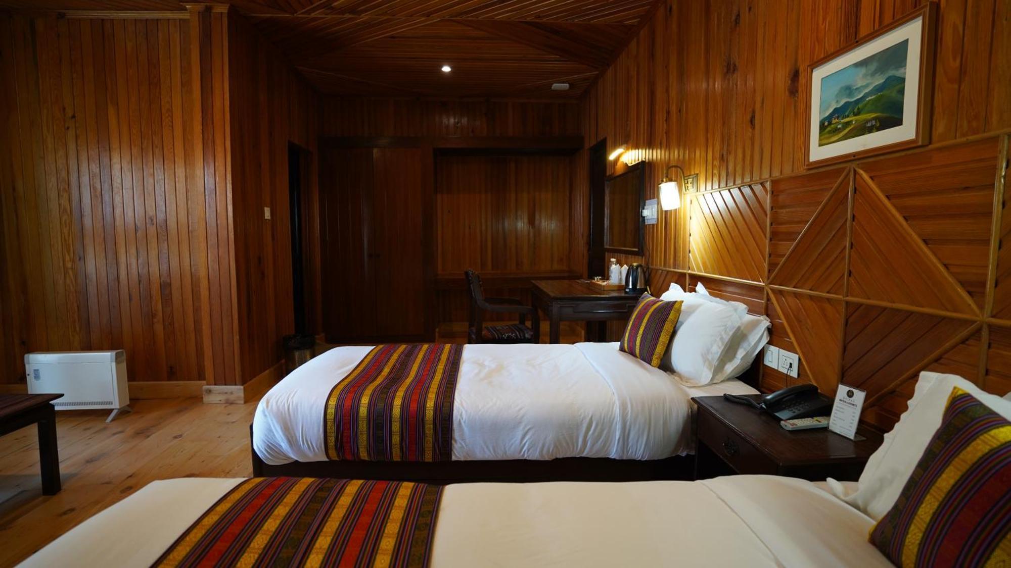 Hotel Olathang พาโร ภายนอก รูปภาพ