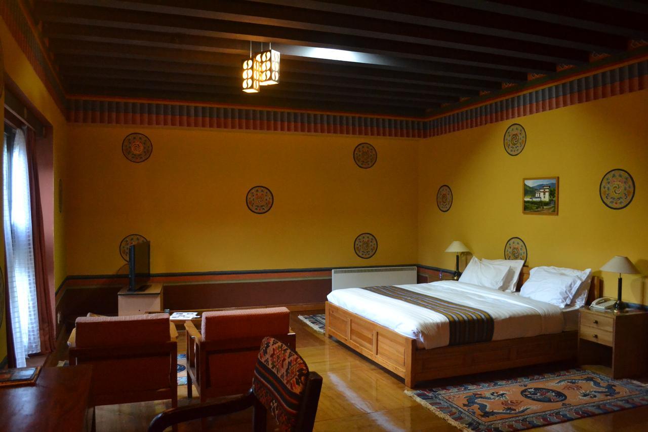 Hotel Olathang พาโร ภายนอก รูปภาพ
